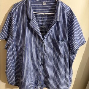 Only women’s size 4x blue white striped short pajama set